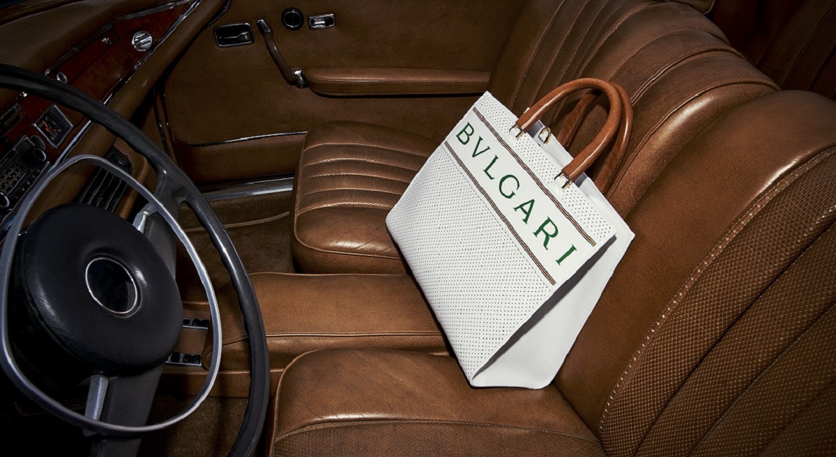 Charaf Tajer rilegge le icon bag di Bulgari 