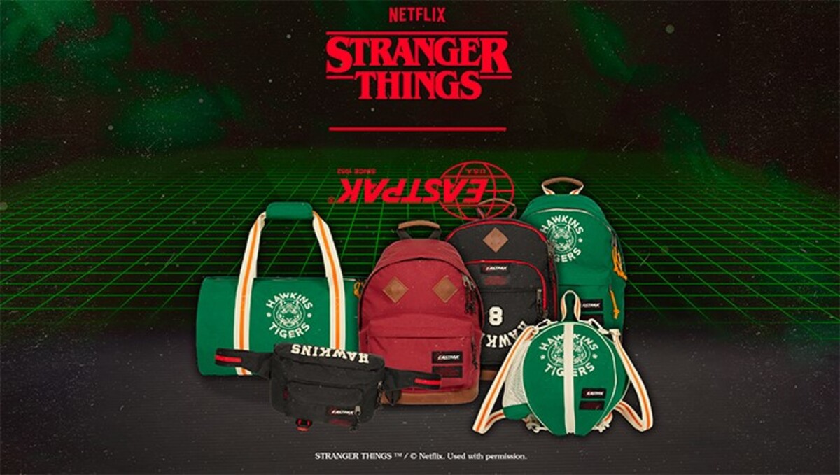 定番人気 EASTPAK - EASTPAK ✖︎ STRANGER THINGSの通販 by Spicy Gum