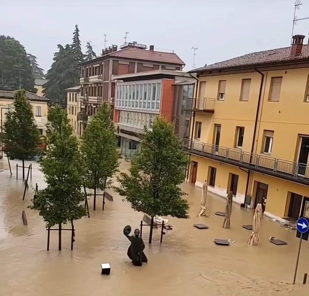 Kering, una donazione per aiutare l'EmiliaRomagna