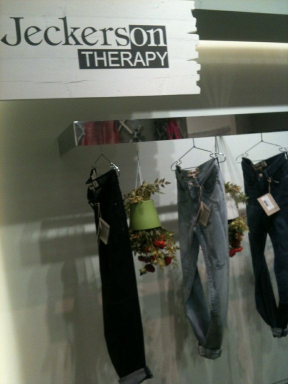 Milano Uomo: Jeckerson - MFFashion.com